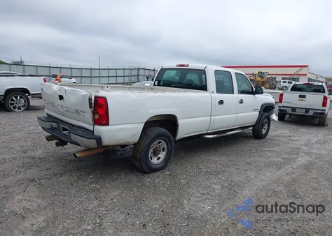 2003 Chevrolet Silverado 2500Hd from USA, damaged, VIN 1GCHC23U13F204781